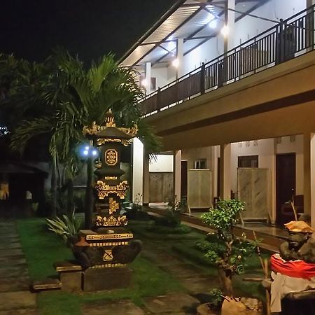 Puji Homestay Mataram Exterior foto